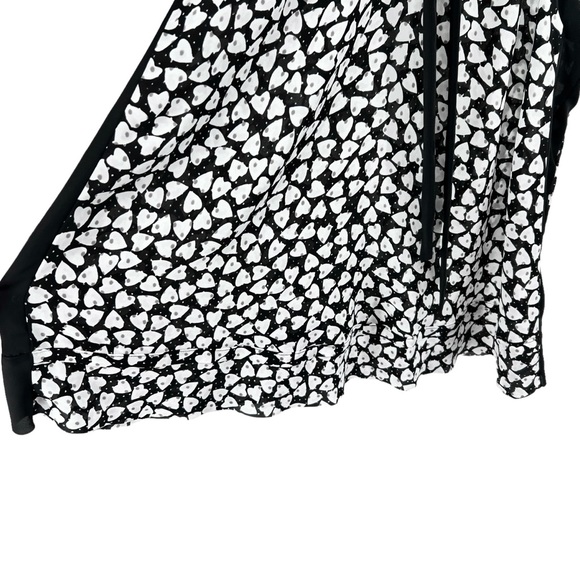 Disney Alice Through Looking Glass Colleen Atwood Top Sz Med Tie Neck Hearts - Picture 7 of 16